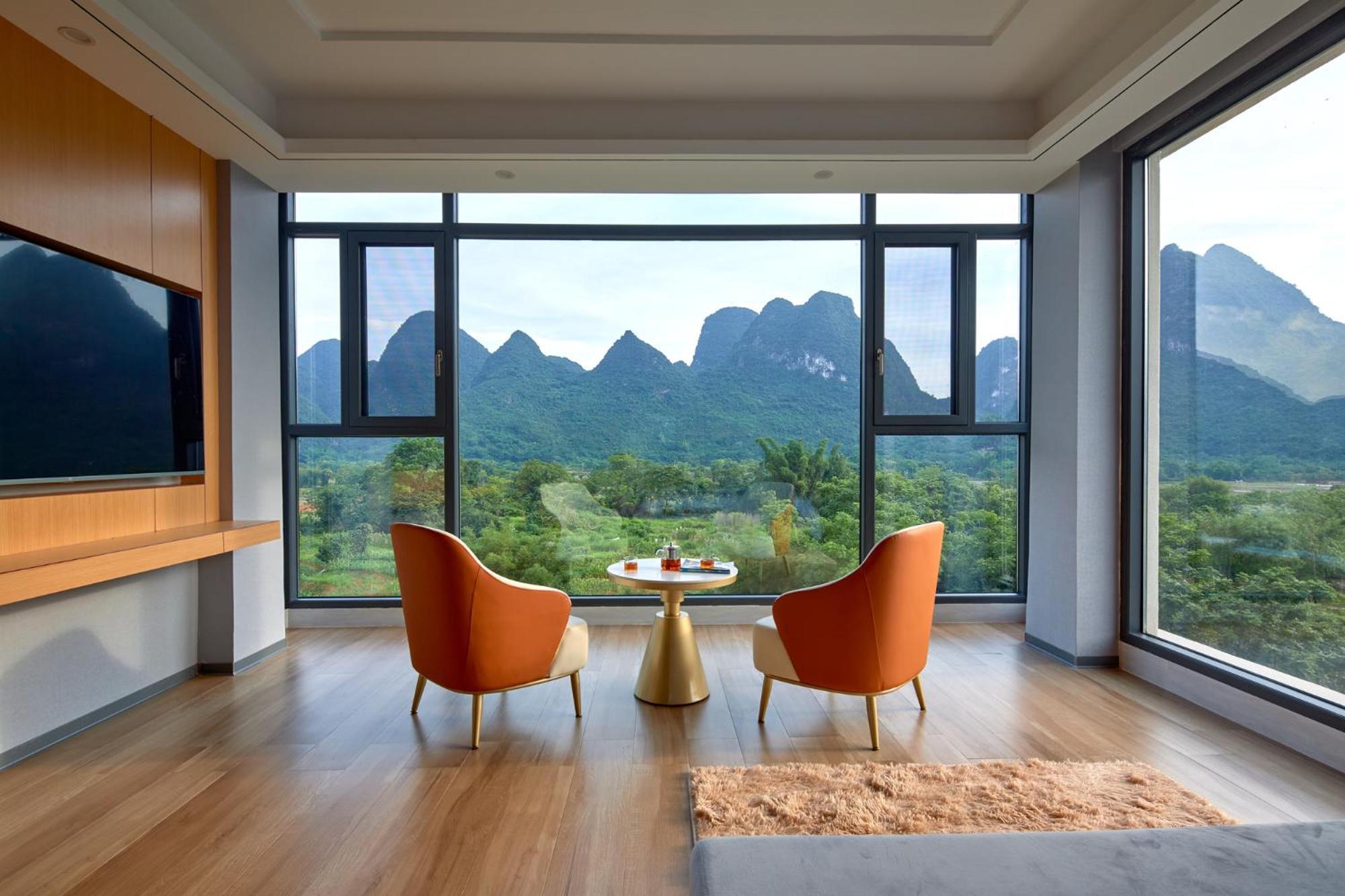 Yangshuo Fortune Lake Inn- One Way Free Pick Up From Airport Or Ts Over 3 Nights Екстериор снимка