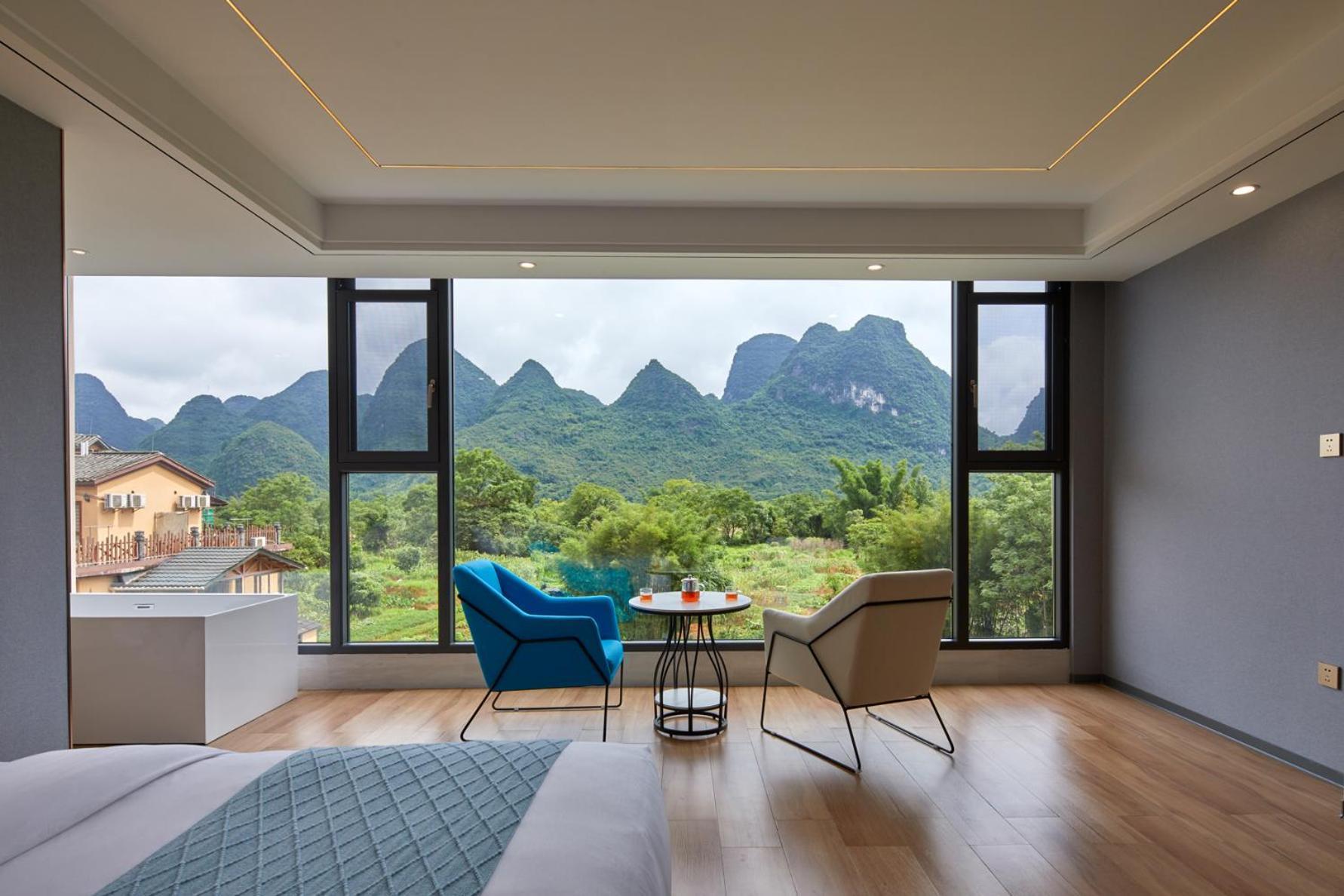 Yangshuo Fortune Lake Inn- One Way Free Pick Up From Airport Or Ts Over 3 Nights Екстериор снимка