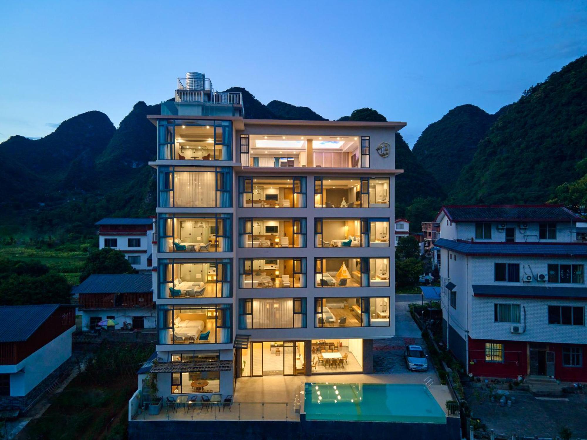 Yangshuo Fortune Lake Inn- One Way Free Pick Up From Airport Or Ts Over 3 Nights Екстериор снимка