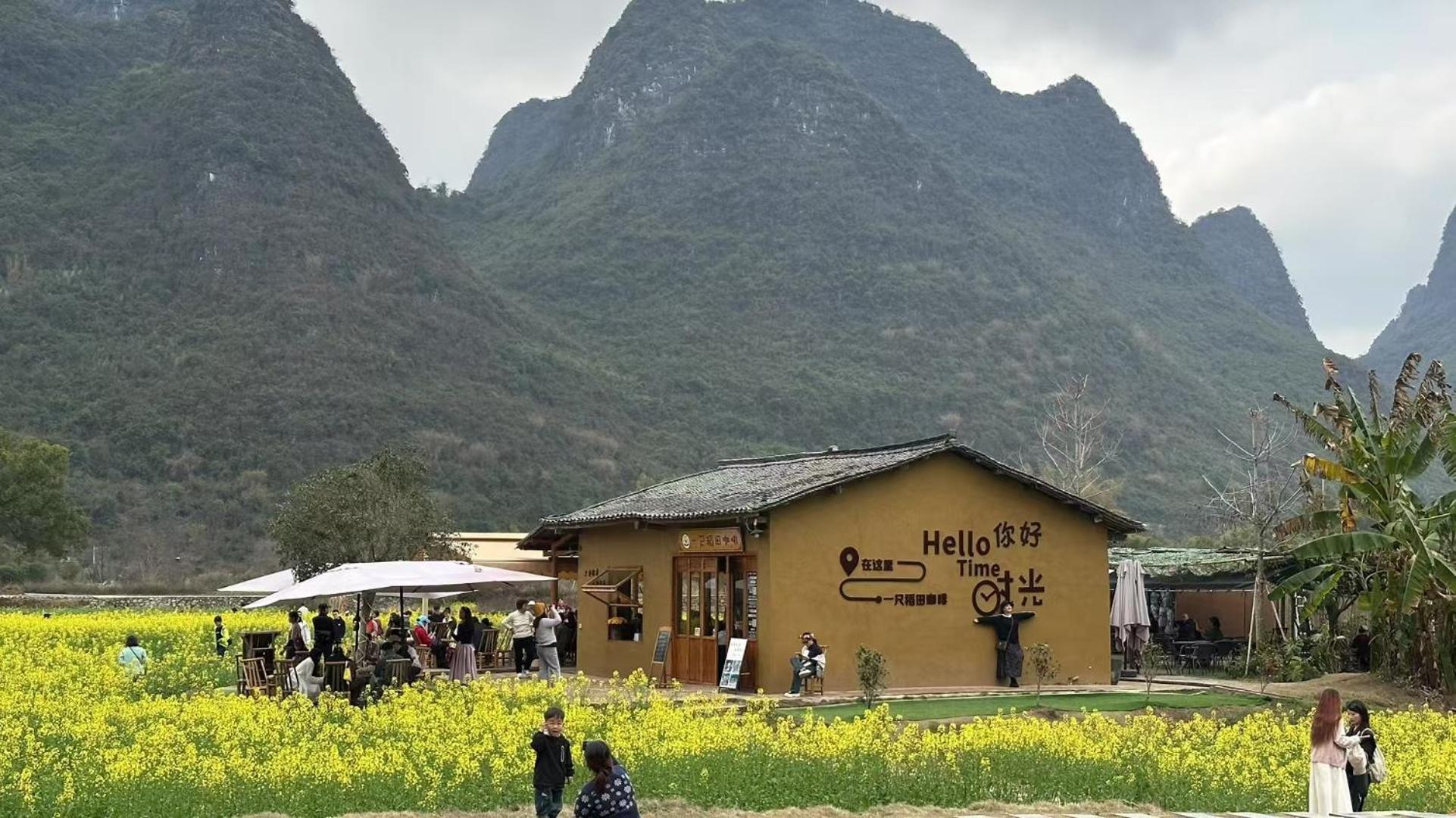 Yangshuo Fortune Lake Inn- One Way Free Pick Up From Airport Or Ts Over 3 Nights Екстериор снимка