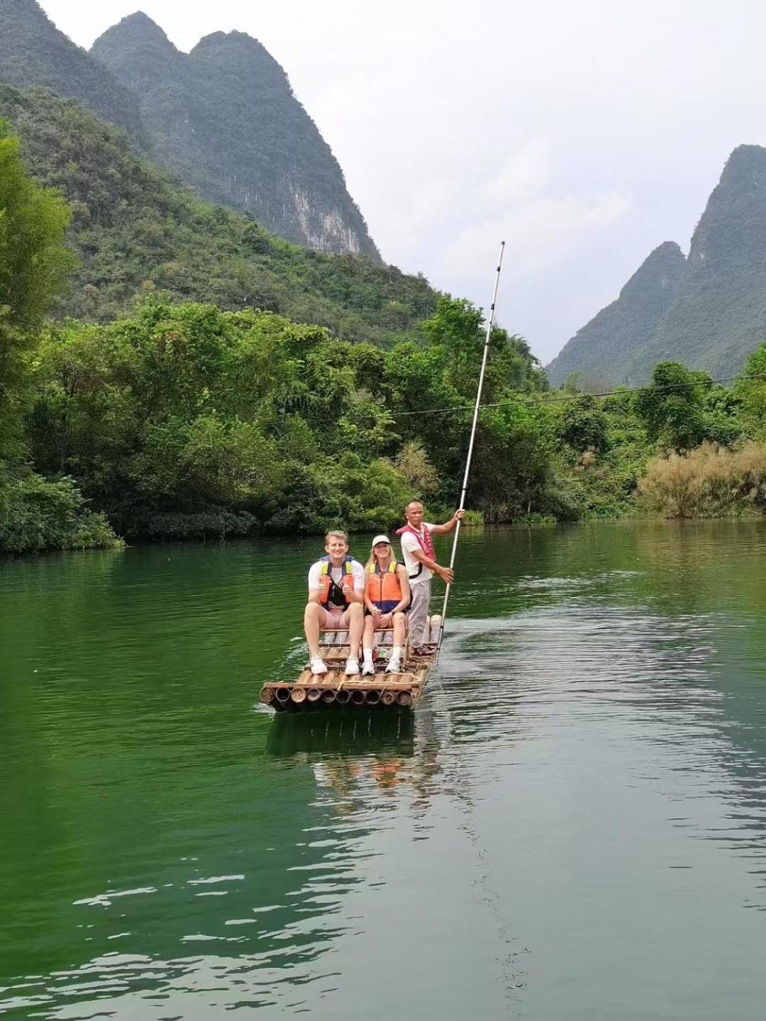 Yangshuo Fortune Lake Inn- One Way Free Pick Up From Airport Or Ts Over 3 Nights Екстериор снимка