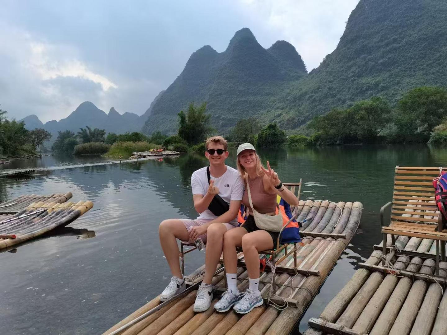 Yangshuo Fortune Lake Inn- One Way Free Pick Up From Airport Or Ts Over 3 Nights Екстериор снимка