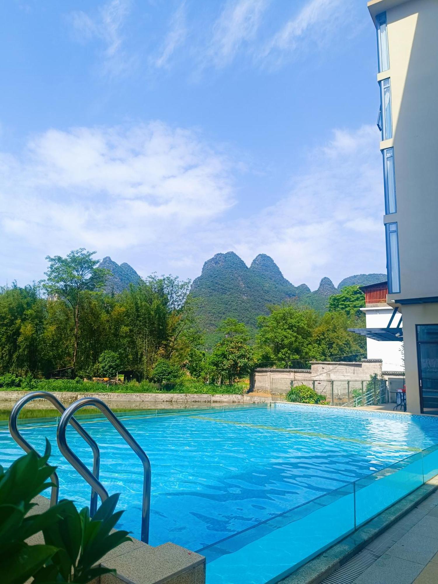 Yangshuo Fortune Lake Inn- One Way Free Pick Up From Airport Or Ts Over 3 Nights Екстериор снимка